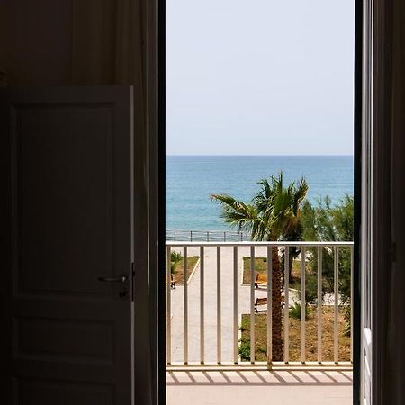 Sea Beach Pozzallo Εξωτερικό φωτογραφία