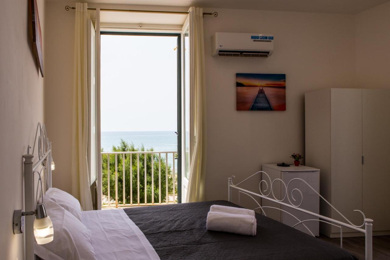 Sea Beach Pozzallo Εξωτερικό φωτογραφία